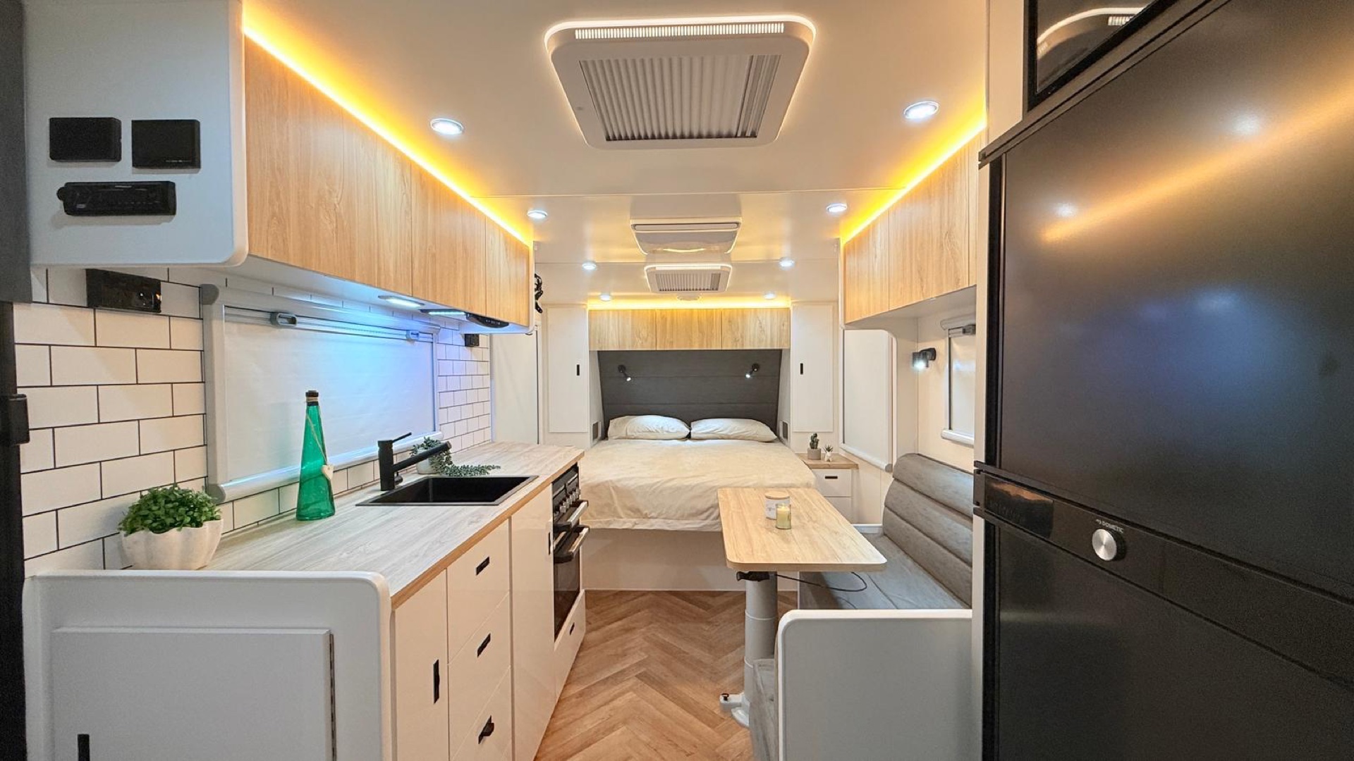 Wild Drifter 19.6 Interior Main